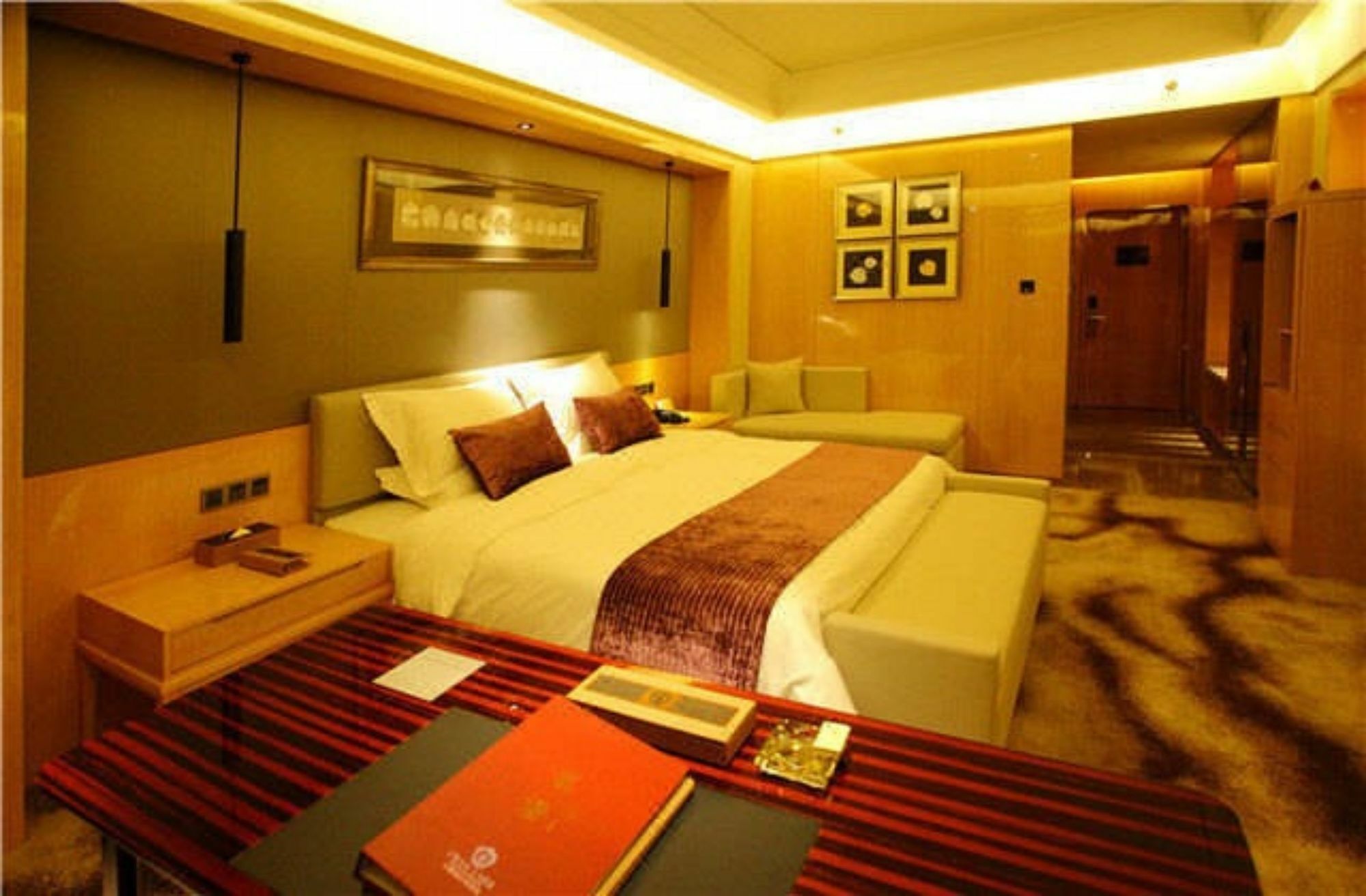 Swan Lake Recreation Hotel Foshan Exterior foto